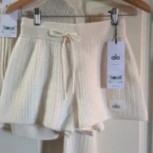 Alo Shorts Set